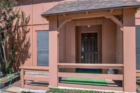 3923 Old Oaks Drive , 26, Bryan, Texas 77802-4702, Estados Unidos