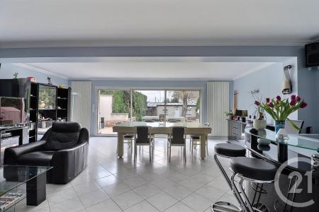 Tremblay En France, איל-דה-פרנס 93290, צרפת 