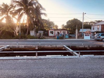 2446 Sittee Street , Belize City, Belize District 00001, ベリーズ