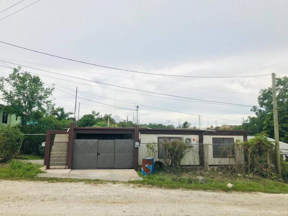 Single Family House For Rent, 18th Street, San Ignacio, Cayo, Belize
