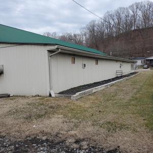 431 Back St., Lucasville, Ohio 45648, USA