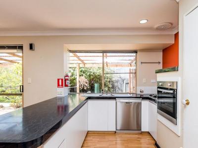 1 Pridmore Glen, Clarkson, WA 6030, Australia