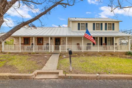 211 S Crockett St, Fredericksburg, Texas 78624, USA