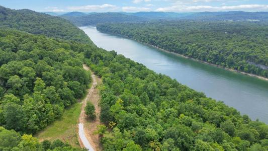 11 Genes Rd, Somerset, Kentucky 42501