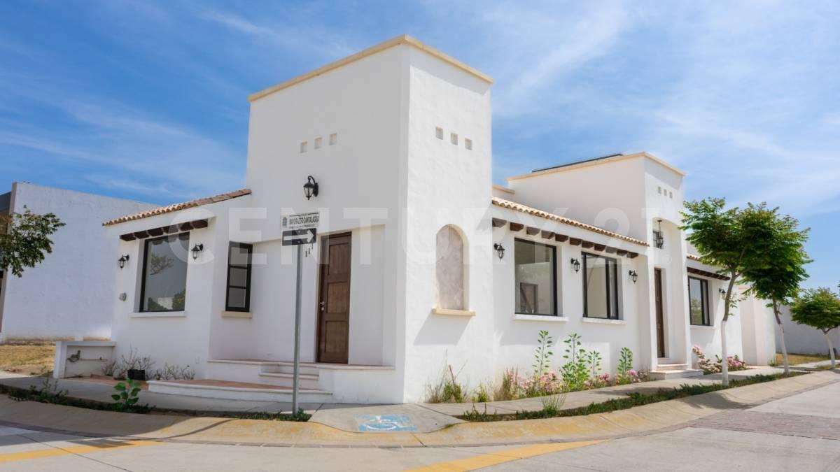 Single Family House For Sale, Cantalagua 111, León Guanajuato 37547 Mexico