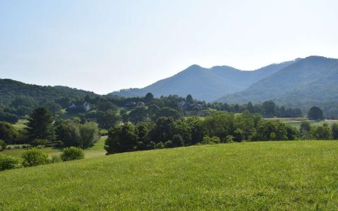 L125a Mountain Harbour Drive, Hayesville, North Carolina 28904