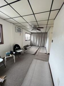 498 Lincoln Ave , studio, Saugus, Massachusetts 01906, USA