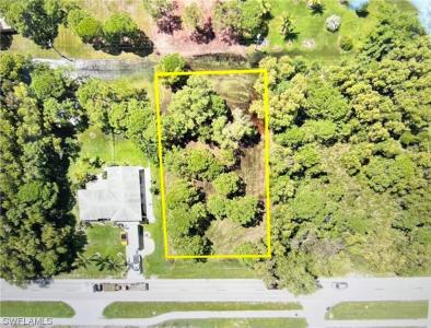 8757 Stringfellow Road, St James City, Florida 33956, USA