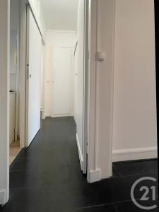 Courbevoie, Île-de-France 92400, アキタン