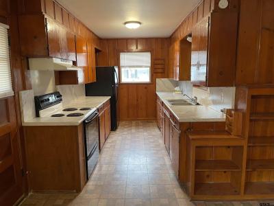 301 S Howison, Bogata, Texas 75417
