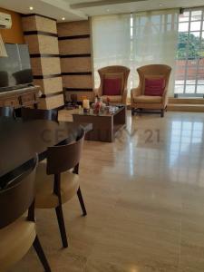 Av. Nivaldo. Conjunto Residencial Estancia Real, Caracas, Distrito Capital 00001, 委內瑞拉
