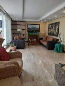 Av. Nivaldo. Conjunto Residencial Estancia Real, Caracas, Distrito Capital 00001, 委內瑞拉