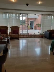 Av. Nivaldo. Conjunto Residencial Estancia Real, Caracas, Distrito Capital 00001, 委內瑞拉
