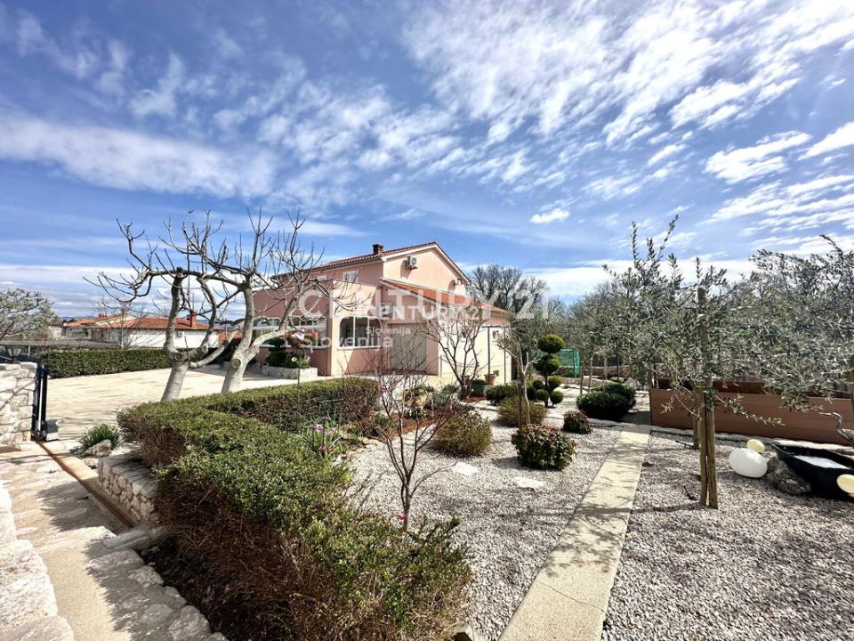 Maison unifamiliale en vente à Malinska, Malinska, Primorsko-goranska ...