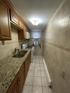 4 Conduit St , 1, Lawrence, Массачусетс 01841, Соединенные Штаты