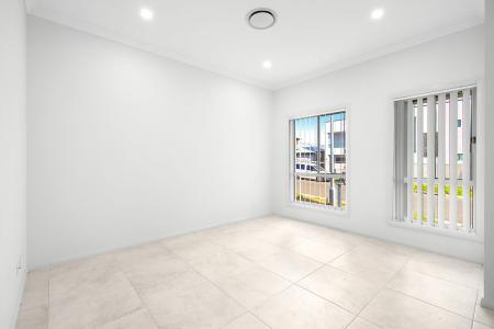 13 Trehearne Loop, Austral, NSW 2179, Australia