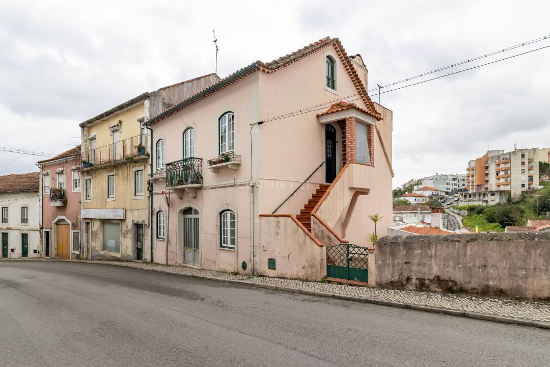 Single Family House For Sale, Torres Novas Santarem 2350428 Portugal