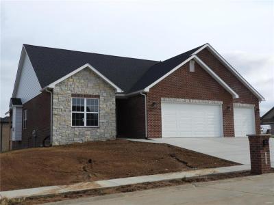 202 Vancouver, Waterloo, Illinois 62298, USA