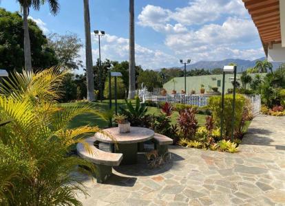 Guataparo Country Club Venta de hermosa casa en una de las zonas mas privilegiadas de Valencia, Valencia, Carabobo 2001, Venezuela
