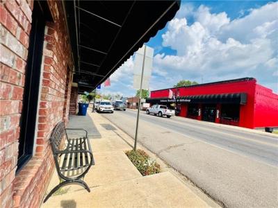 2942 E OAK Street, Jena, Louisiana 71342, USA