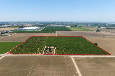 3718 W Tuolumne Road, Turlock, Kalifornia 95380, USA