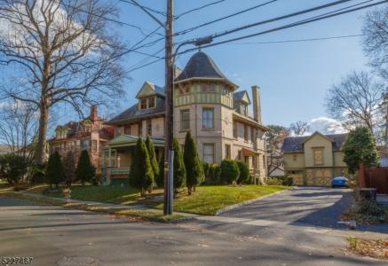 75 Mercer Ave, North Plainfield Boro, NJ 07060-4601, USA