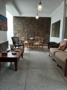 Urb. Sebucan Parque Nacional Quinta, Caracas, Miranda 1071, Venezuela