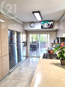 צמרות, Herzliya, Israel