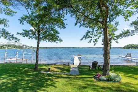 5276 Fairview Road, Baxter, Minnesota 56425