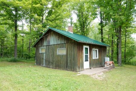 W6786 Silver Creek Rd, Ogema, Wisconsin 54459
