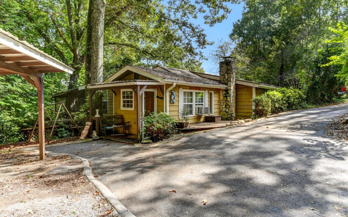 2518 Bell View Lane, Young Harris, Georgia 30582, USA