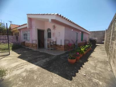 Avenida Juan Bautista Arismendi Urbanización Villas Margarita B-19, Villa Rosa, Nueva Esparta 6301, Venezuela