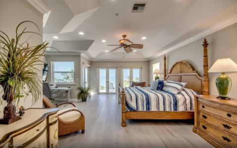 251 Key West Court, Fort Myers Beach, Florida 33931