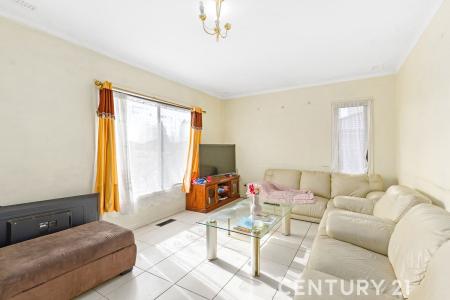 1/18 Hughes Crescent, Dandenong North, VIC 3175, Australia