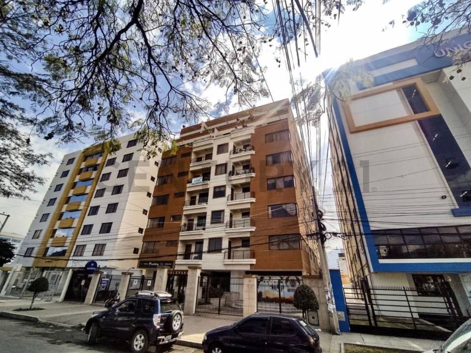 Condominium/CoOp For Rent, Av. Juan de la Rosa entre Nestor Galindo y