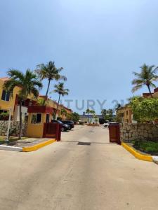 principal Tonw House, Lechería, Anzoategui 6016, Venezuela