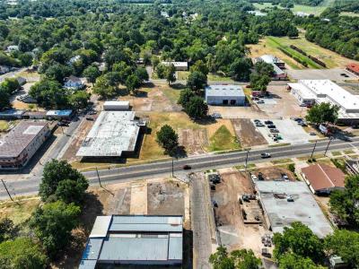 811 Bonham St, Parigi, Texas 75460, Stati Uniti