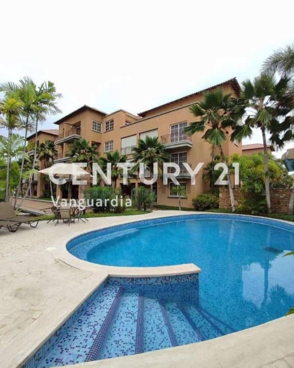 avenida R-8 Lecheria Apartamento en CR. SIETE MARES, Lechería, Anzoategui 6016, Venezuela