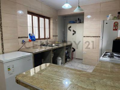 Vuelta azul Casa en Los Teques, Los Teques, Miranda 00001, Venezuela