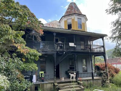903 Northeast Virginia Avenue, Norton, Вирджиния 24273, Соединенные Штаты