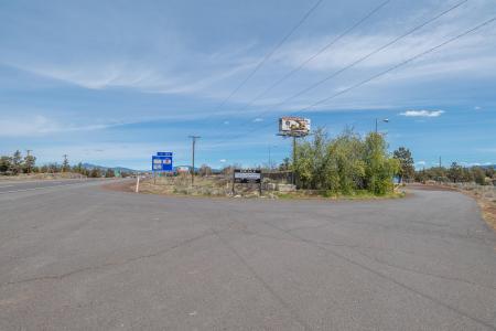 4422 S Highway 97, Redmond, Oregón 97756, Estados Unidos