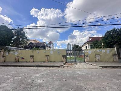 Boeng Kak Ti Pir, Tuol Kouk, Phnom Penh, Cambodia