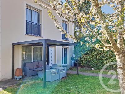 Melun, Isla De Francia 77000, Francia