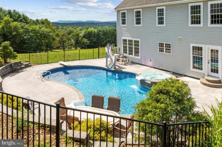 128 Whitlock Lane, Gore, Virginie 22637, États-Unis