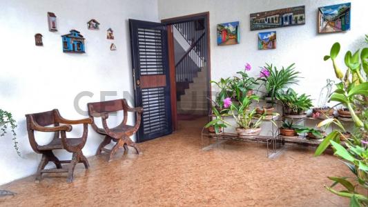 Principal Casa a Remodelar en Colinas de Bello Monte, Caracas, Miranda 1050, Venezuela
