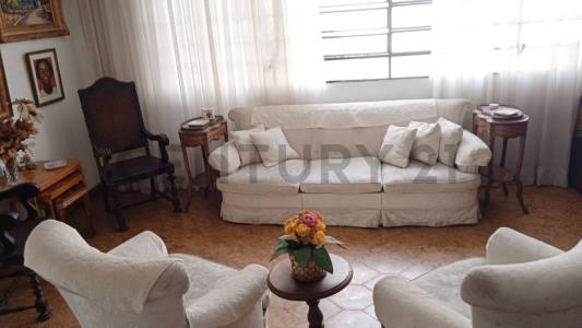 Principal Casa a Remodelar en Colinas de Bello Monte, Caracas, Miranda 1050, Venezuela