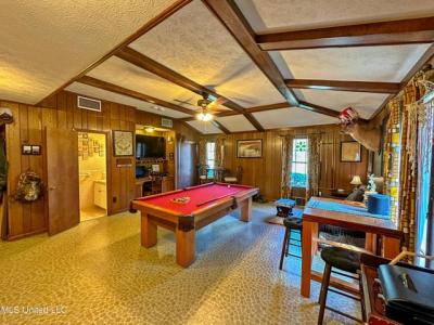 1870 Pinehill Drive, Raymond, Mississippi 39154