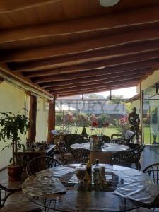 Calle Cerro Verde Mi Rancho, Caracas, Miranda 1061, Venzuela
