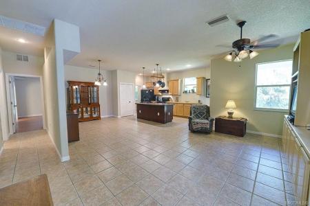 9076 N Cacalia Drive, Crystal River, Florida 34428, USA