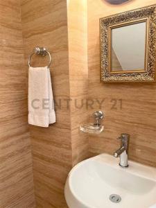 Av R-18 Townhouse Pueblo viejo Isla Milos, Lechería, Anzoategui 6016, ベネズエラ